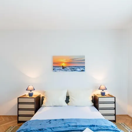 Apartment Victoria *